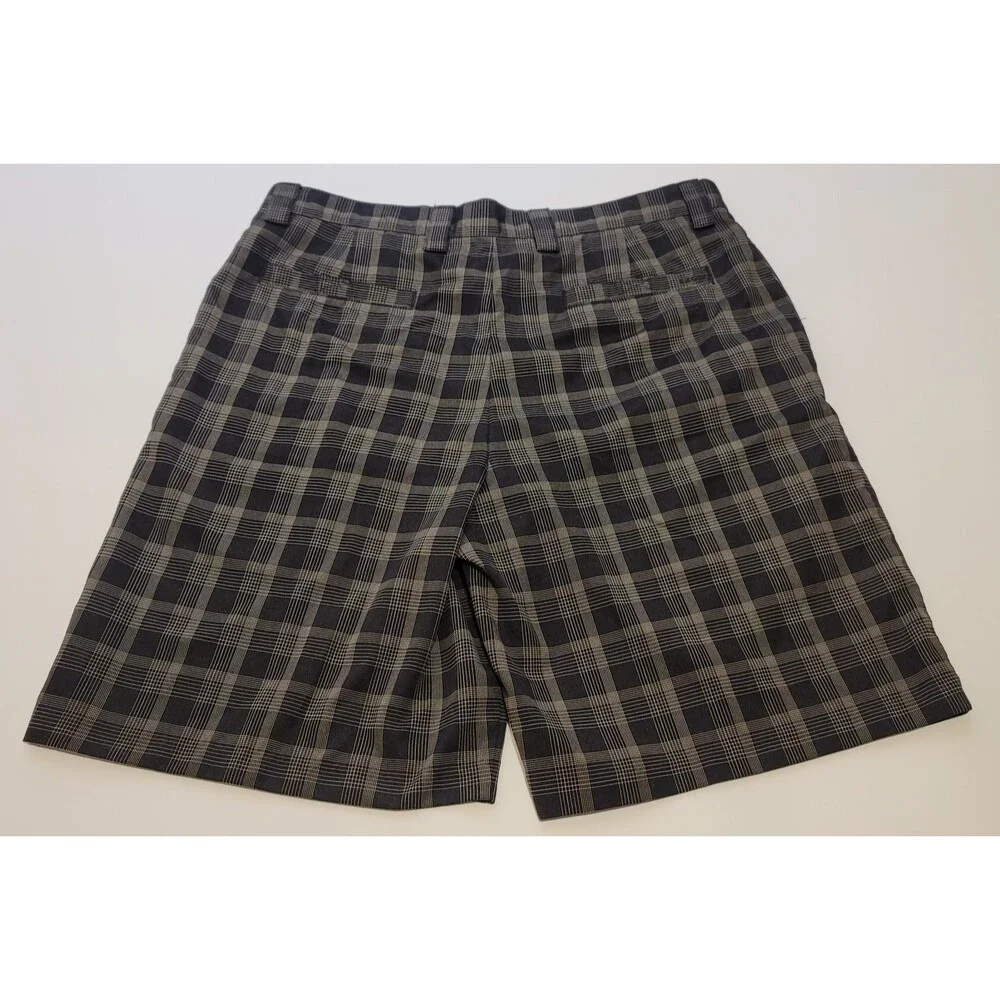 IZOD XFG Men's Plaid Golf‎ Shorts Size 34 Black Gray Polyester Performance Sport